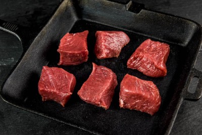 Свинина ошеек на шашлык 1 кг - купить в Соловьево